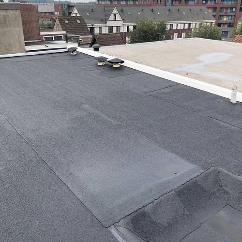 Een nieuw bitumen dak in Eindhoven Een nieuw bitumen dak in Eindhoven